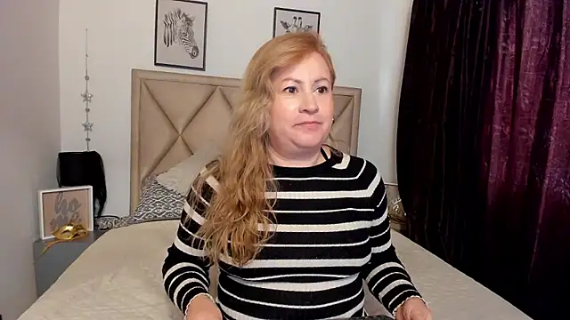 Snapshot of MonyCassius chatting on November 24, 2025, 12:16 pm MonyCassius online show from November 24, 2025, 12:16 pm