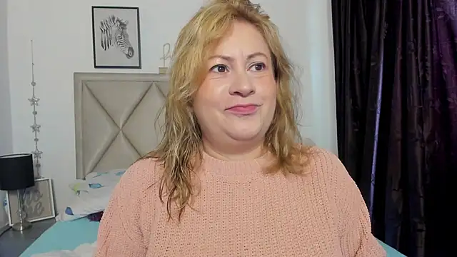 MonyCassius online show from April 17, 2026, 12:30 pm