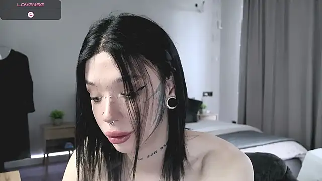 Dasha M online show from April 9, 2026, 12:22 pm