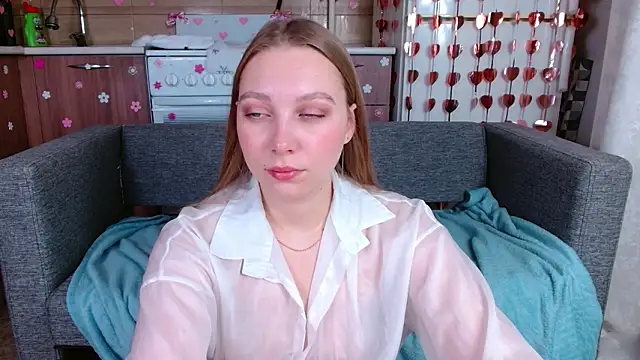 bellaa love  online show from February 5, 2026, 12:06 am