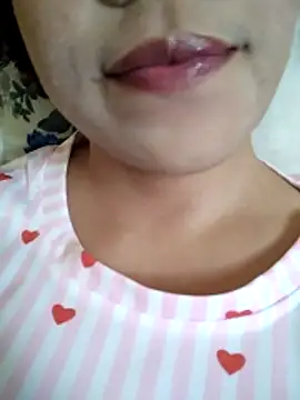 Anki-doll online show from May 14, 2026, 5:37 am