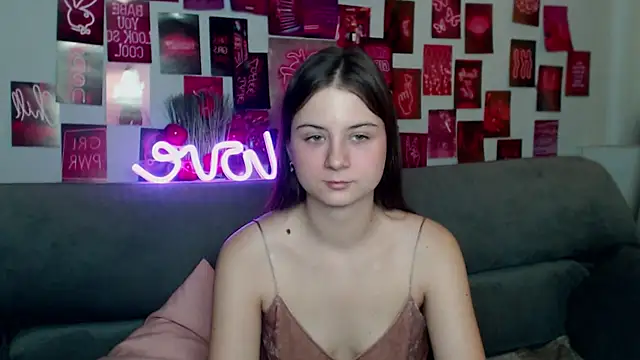 Snapshot of MilanaRoza chatting on November 15, 2025, 5:55 am MilanaRoza online show from November 15, 2025, 5:55 am