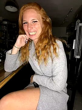 Snapshot of Redhairedteacher chatting on October 8, 2025, 7:47 pm Redhairedteacher online show from October 8, 2025, 7:47 pm