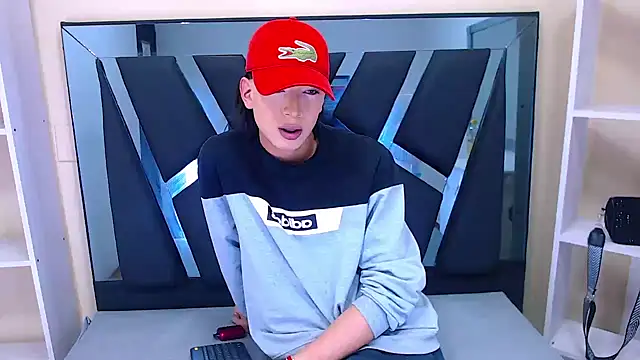 Eban Dustan online show from March 4, 2025, 10:49 pm