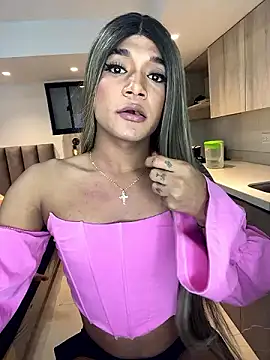 Snapshot of selfsuck_trans chatting on December 3, 2024, 12:34 pm selfsuck trans online show from December 3, 2024, 12:34 pm