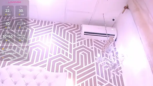 Snapshot of SashaDurante chatting on November 29, 2025, 12:27 pm SashaDurante online show from November 29, 2025, 12:27 pm