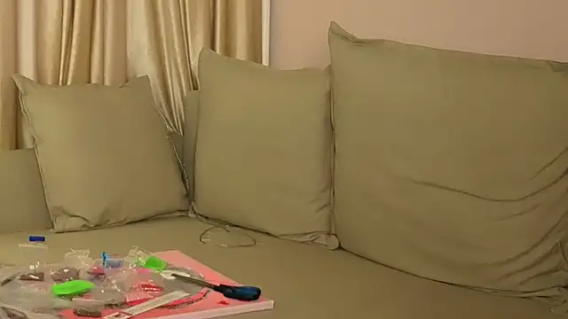 Alisia Mars online show from March 11, 2026, 4:01 pm