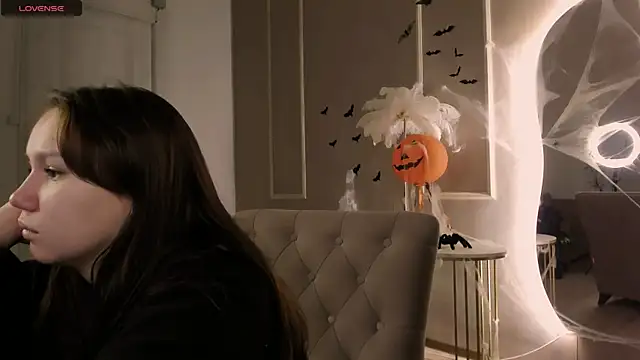 Snapshot of Alisia_Mars chatting on October 22, 2025, 5:40 am Alisia Mars online show from October 22, 2025, 5:40 am