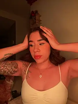 Im Valen Cute online show from April 25, 2026, 3:42 am