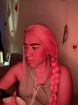 Im Valen Cute online show from March 3, 2025, 11:24 pm