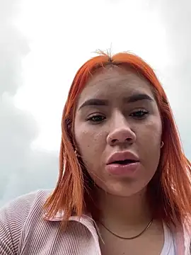 Im Valen Cute online show from February 26, 2025, 8:15 pm