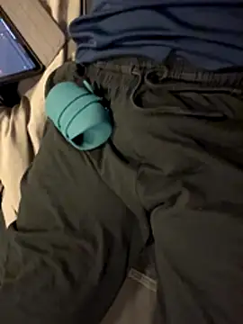 Snapshot of Dan8736 chatting on November 25, 2025, 5:46 pm Dan8736 online show from November 25, 2025, 5:46 pm