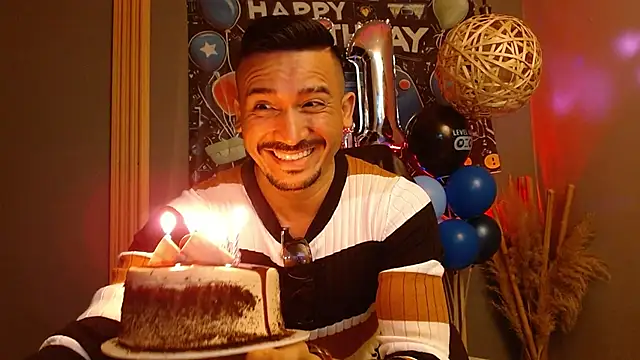 Reiko 85  online show from April 18, 2026, 7:58 pm