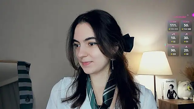 DracosMoon online show from November 2, 2025, 7:13 am