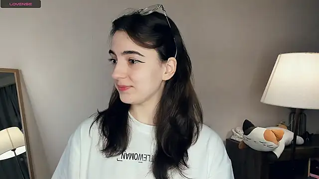 DracosMoon online show from December 17, 2025, 7:02 am