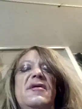 Snapshot of Cumhrd777 chatting on November 5, 2025, 8:39 am Cumhrd777 online show from November 5, 2025, 8:39 am