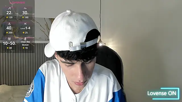 Dyla n18 online show from April 6, 2026, 8:43 pm