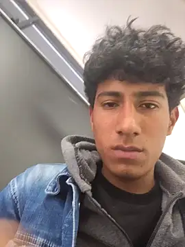 alexander32r online show from December 19, 2025, 4:53 pm