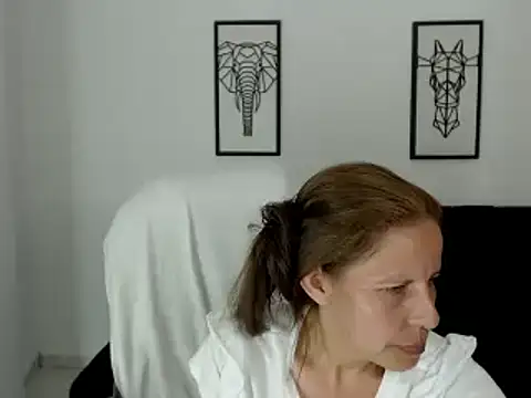 Milf karlye online show from February 16, 2025, 8:43 am