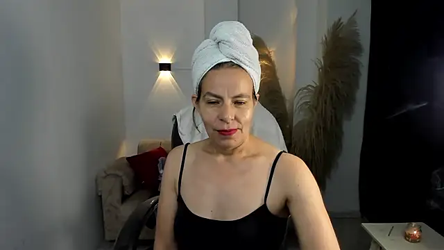 Milf karlye online show from February 25, 2026, 12:55 am