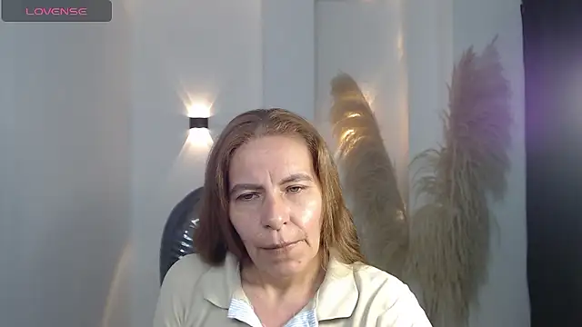 Milf karlye online show from January 15, 2026, 1:31 am