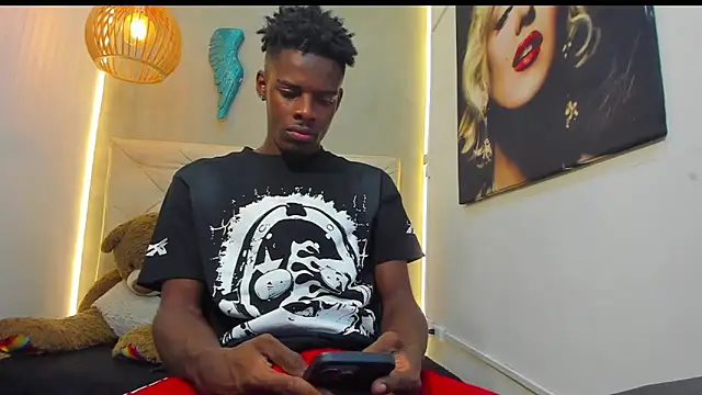 royce ebony online show from October 30, 2025, 2:32 am