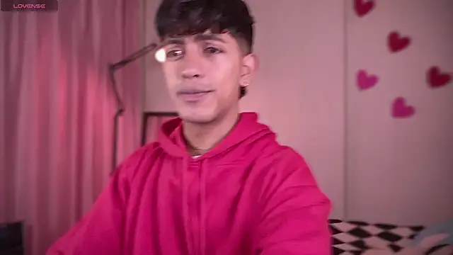 Snapshot of teobowny_ chatting on March 13, 2025, 3:39 pm teobowny online show from March 13, 2025, 3:39 pm