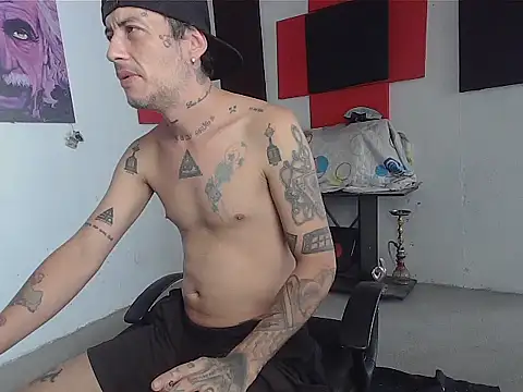 Snapshot of patrik_tattoo_ chatting on May 7, 2026, 5:49 pm patrik tattoo online show from May 7, 2026, 5:49 pm