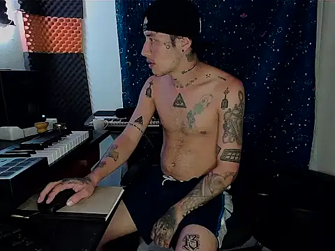 Snapshot of patrik_tattoo_ chatting on February 26, 2025, 3:35 am patrik tattoo online show from February 26, 2025, 3:35 am