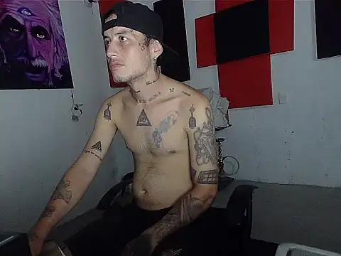 Snapshot of patrik_tattoo_ chatting on April 20, 2026, 5:21 am patrik tattoo online show from April 20, 2026, 5:21 am