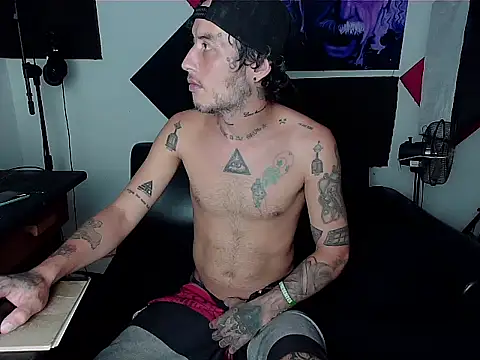 Snapshot of patrik_tattoo_ chatting on September 21, 2025, 8:58 pm patrik tattoo online show from September 21, 2025, 8:58 pm