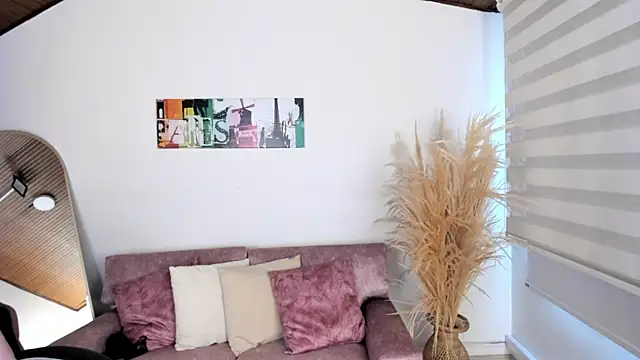 Kitty Pam online show from November 29, 2025, 7:47 pm