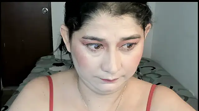 Snapshot of alinabozz1 chatting on July 12, 2026, 2:56 am alinabozz1 online show from July 12, 2026, 2:56 am
