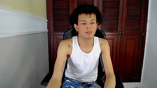 Snapshot of rose_Skinny_ chatting on September 28, 2025, 10:28 pm rose Skinny online show from September 28, 2025, 10:28 pm