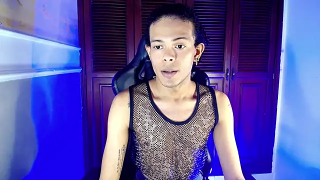 Snapshot of rose_Skinny_ chatting on September 24, 2025, 10:48 pm rose Skinny online show from September 24, 2025, 10:48 pm