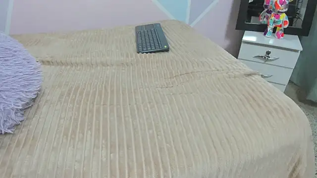 hares mds online show from February 4, 2025, 4:50 pm