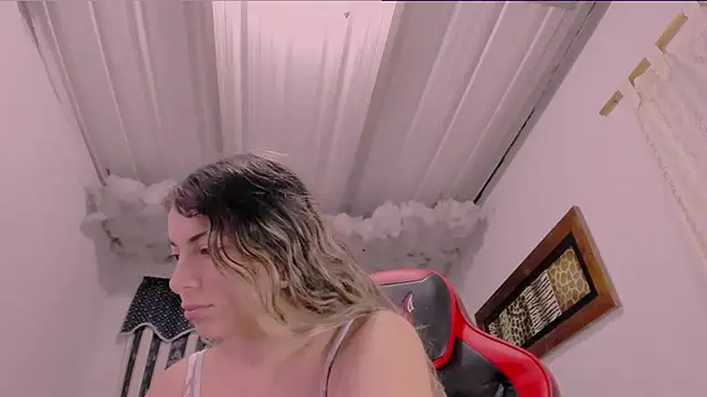 Lauu G online show from September 18, 2025, 9:34 am