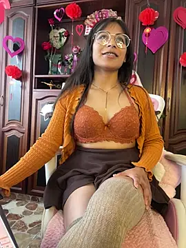 Jade Zephyra online show from February 18, 2026, 8:38 pm