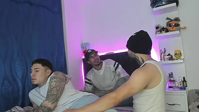 Snapshot of _tatho_perovich_ chatting on February 8, 2025, 1:22 am tatho perovich online show from February 8, 2025, 1:22 am