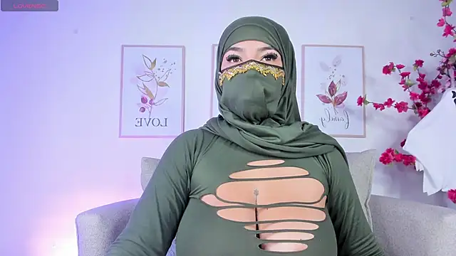 Snapshot of zulema_parvin chatting on October 17, 2025, 9:23 am zulema parvin online show from October 17, 2025, 9:23 am