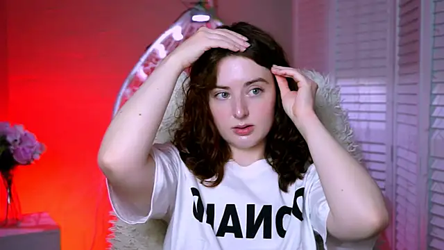 AnnTerry  online show from October 23, 2025, 12:26 pm