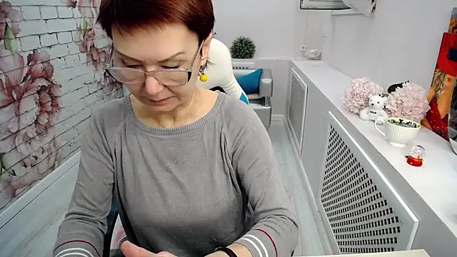 Cutie Asya online show from December 22, 2025, 4:45 am