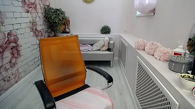 Cutie Asya online show from March 18, 2026, 4:37 am