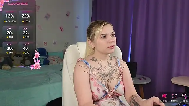 Snapshot of Kate_Legend chatting on November 27, 2025, 6:25 am Kate Legend online show from November 27, 2025, 6:25 am