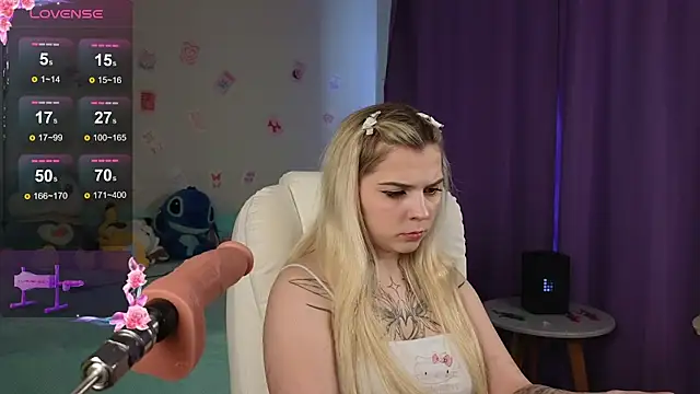 Snapshot of Kate_Legend chatting on November 17, 2025, 3:54 am Kate Legend online show from November 17, 2025, 3:54 am