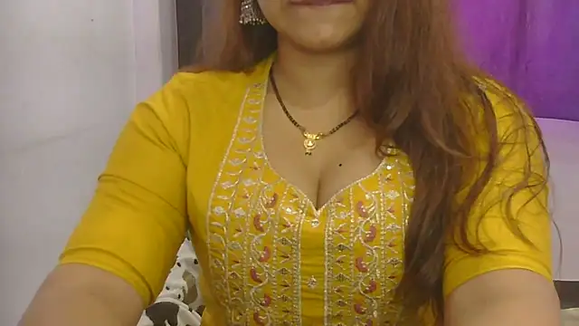 cutie-taara online show from October 29, 2025, 4:33 am