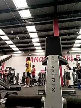 ShelyneMonique online show from March 21, 2025, 5:23 pm