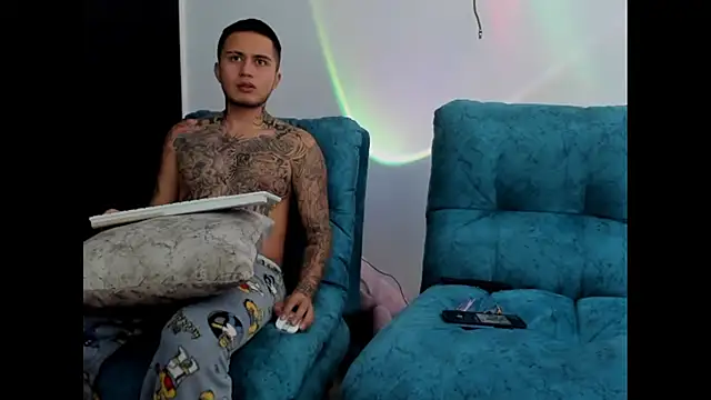 Snapshot of tamy_ian chatting on November 9, 2025, 8:57 pm tamy ian online show from November 9, 2025, 8:57 pm