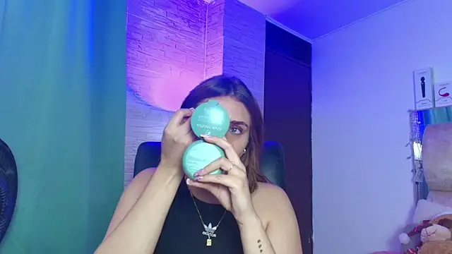 Snapshot of dakota_Robbins_ chatting on November 23, 2025, 6:40 pm dakota Robbins online show from November 23, 2025, 6:40 pm