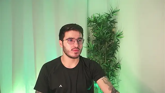 Tony Wylie online show from April 15, 2026, 1:37 pm